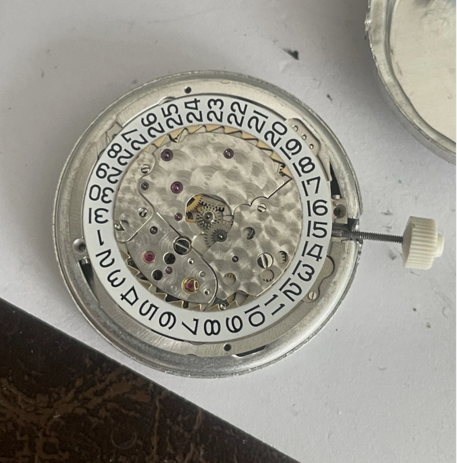 NOS Jaeger-LeCoultre 889 Movement