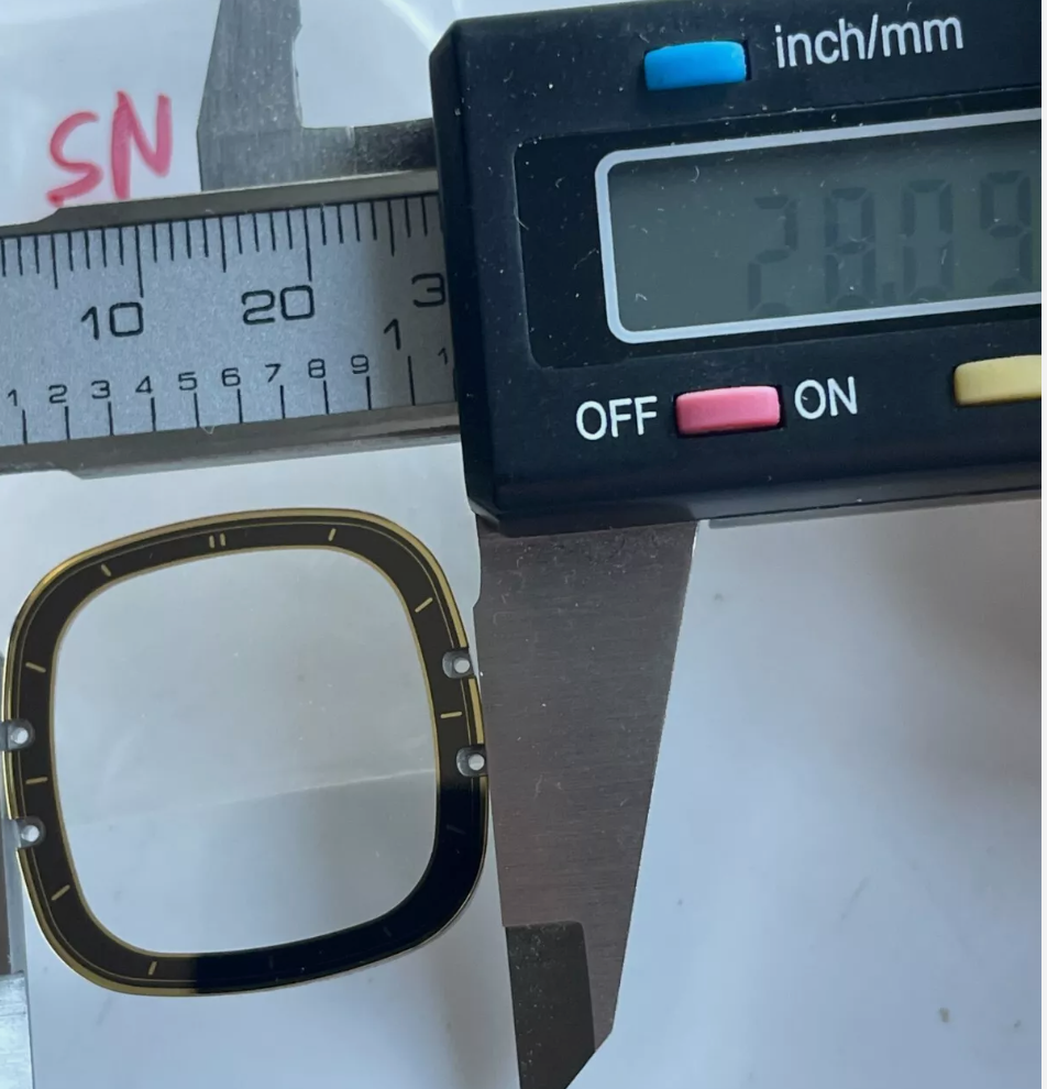 Omega Constellation Manhattan TV Crystal (Gold) SN 855.001