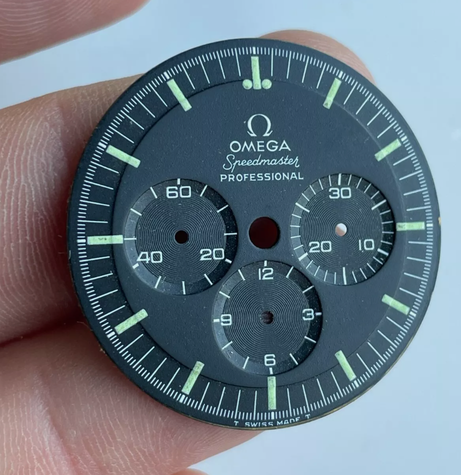 Omega Speedmaster 145.022 Dial (Stepdial with missing feet)
