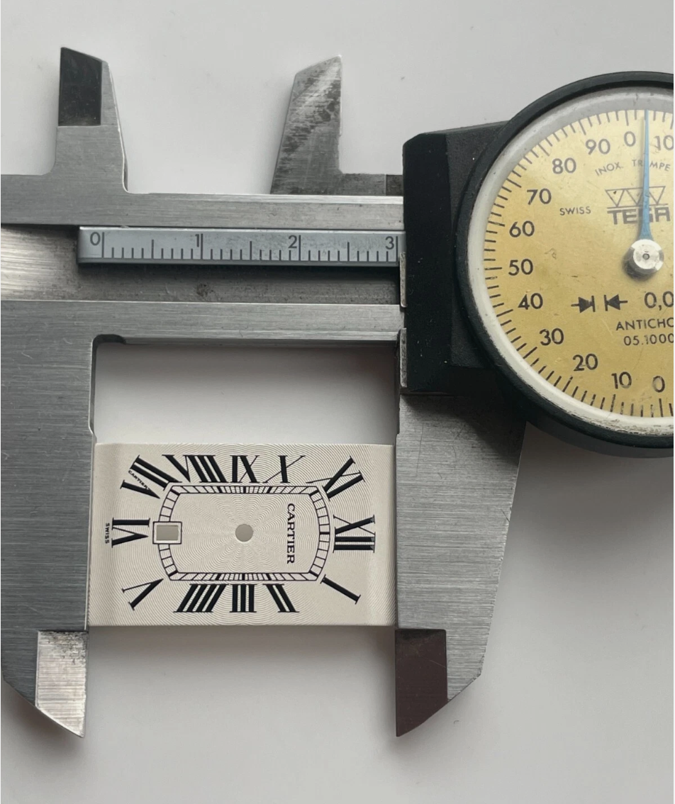 Cartier Tank Americaine Dial 18x30mm NOS