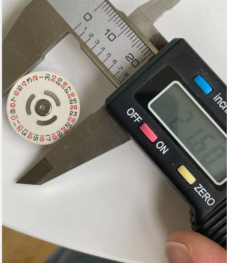 Rolex 1225 - 7599 Roulette Date Disc