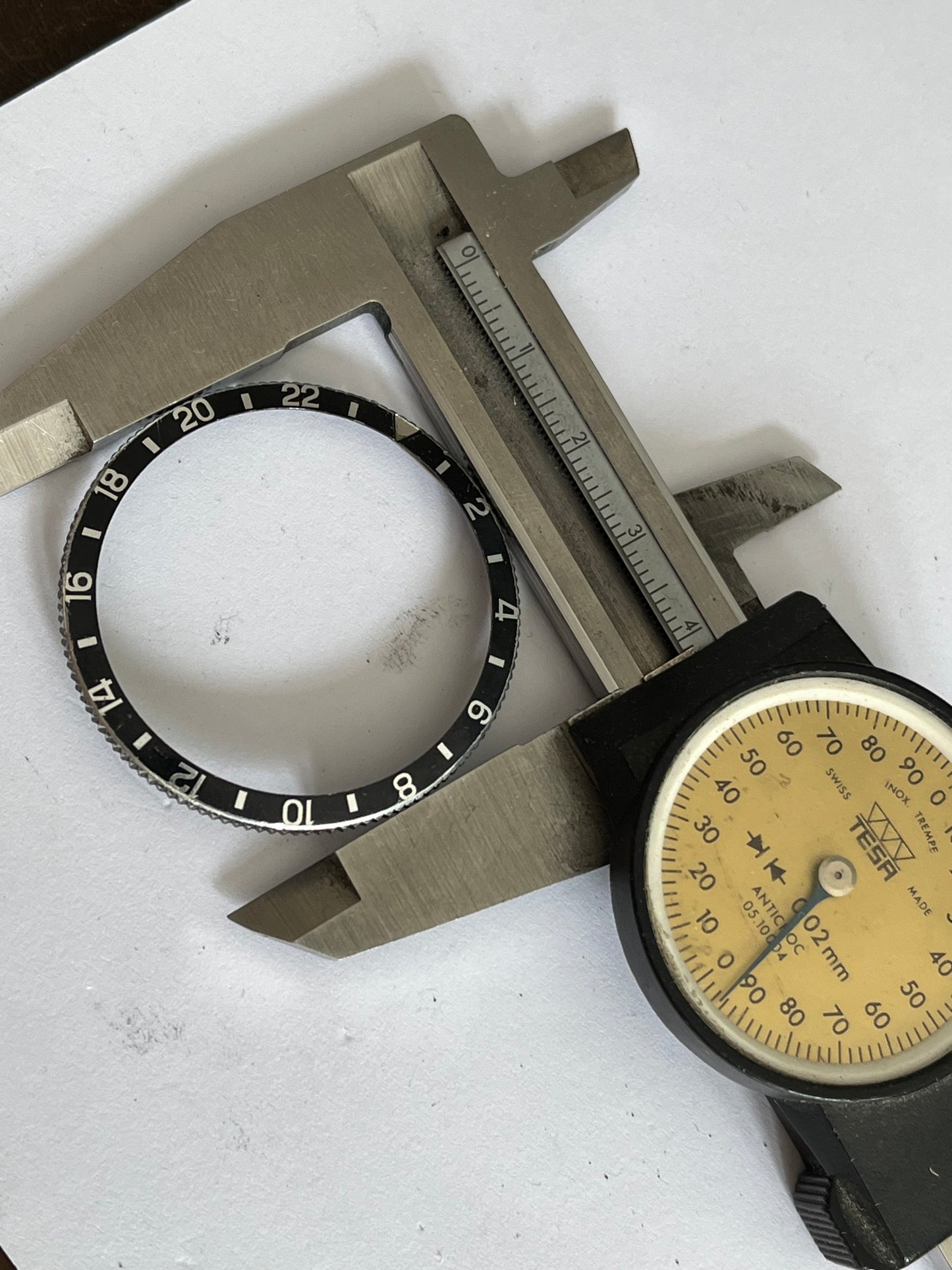 Breitling 1765 Unitime Bezel