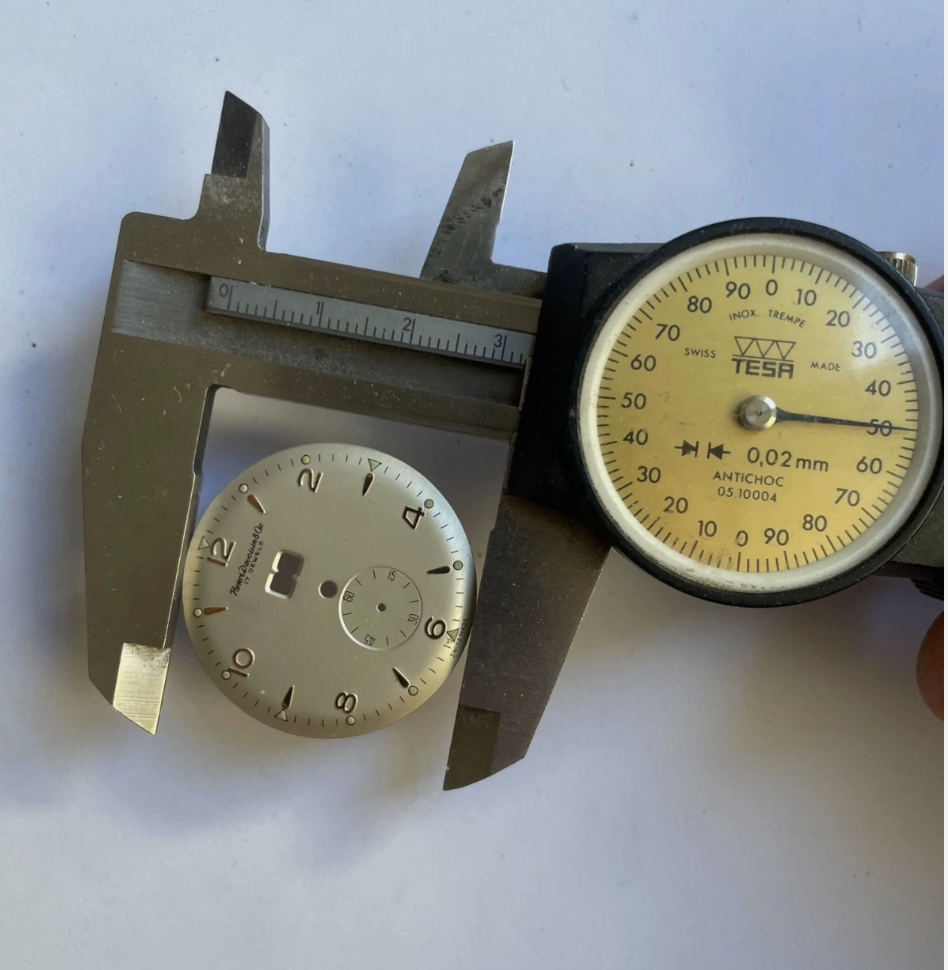 Henri Duvoisin & Cie Venus 216 Dial