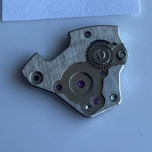 Heuer / Buren Cal.11 Train Wheel Bridge 110