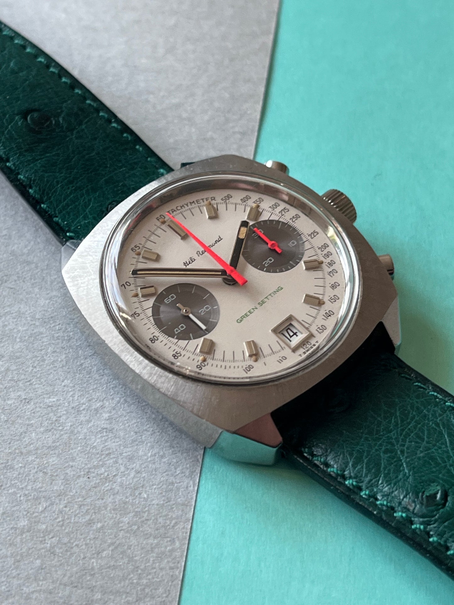 Heli Reymond Green Setting Chronograph