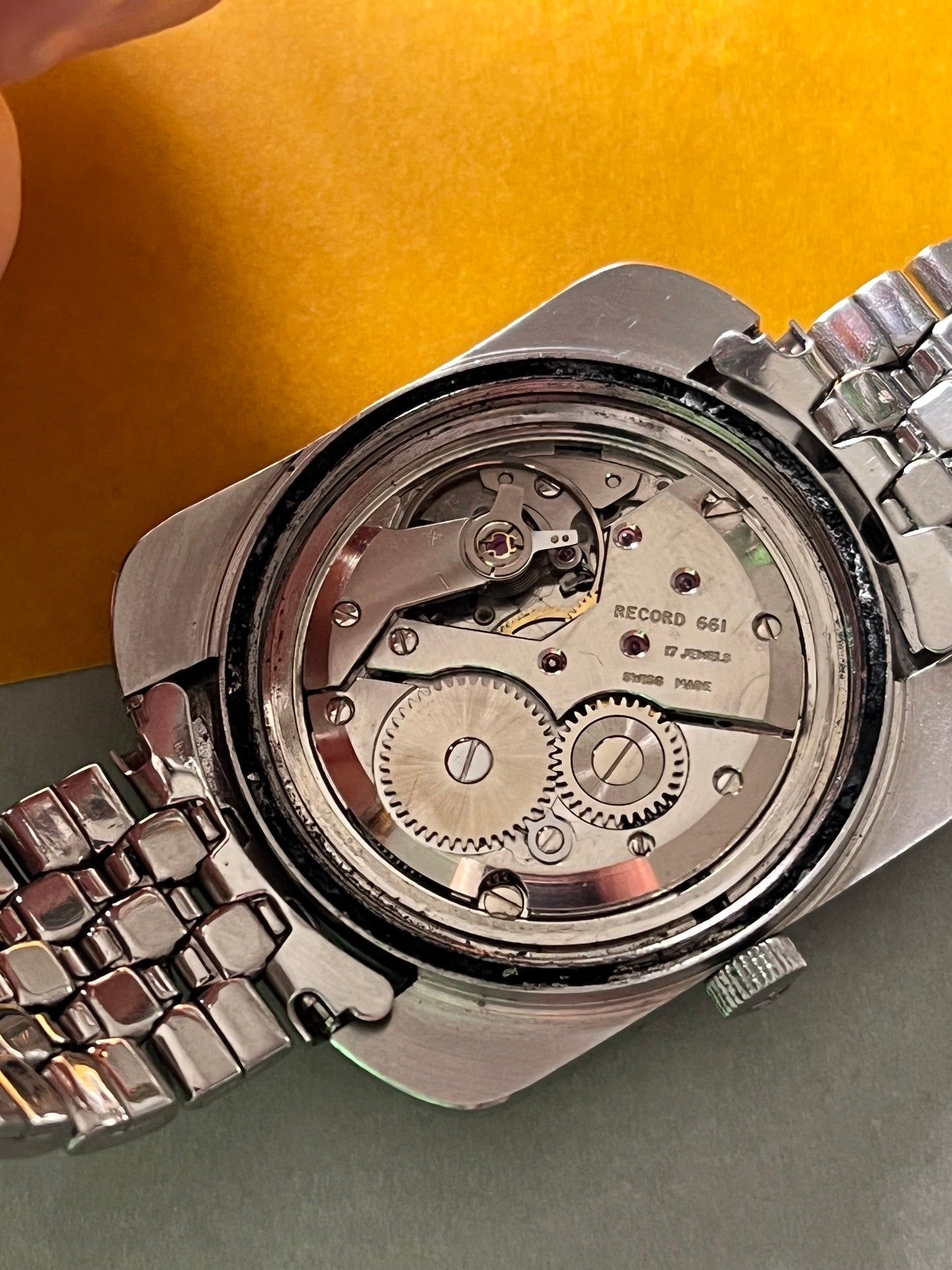 Record Discover Mystery Dial