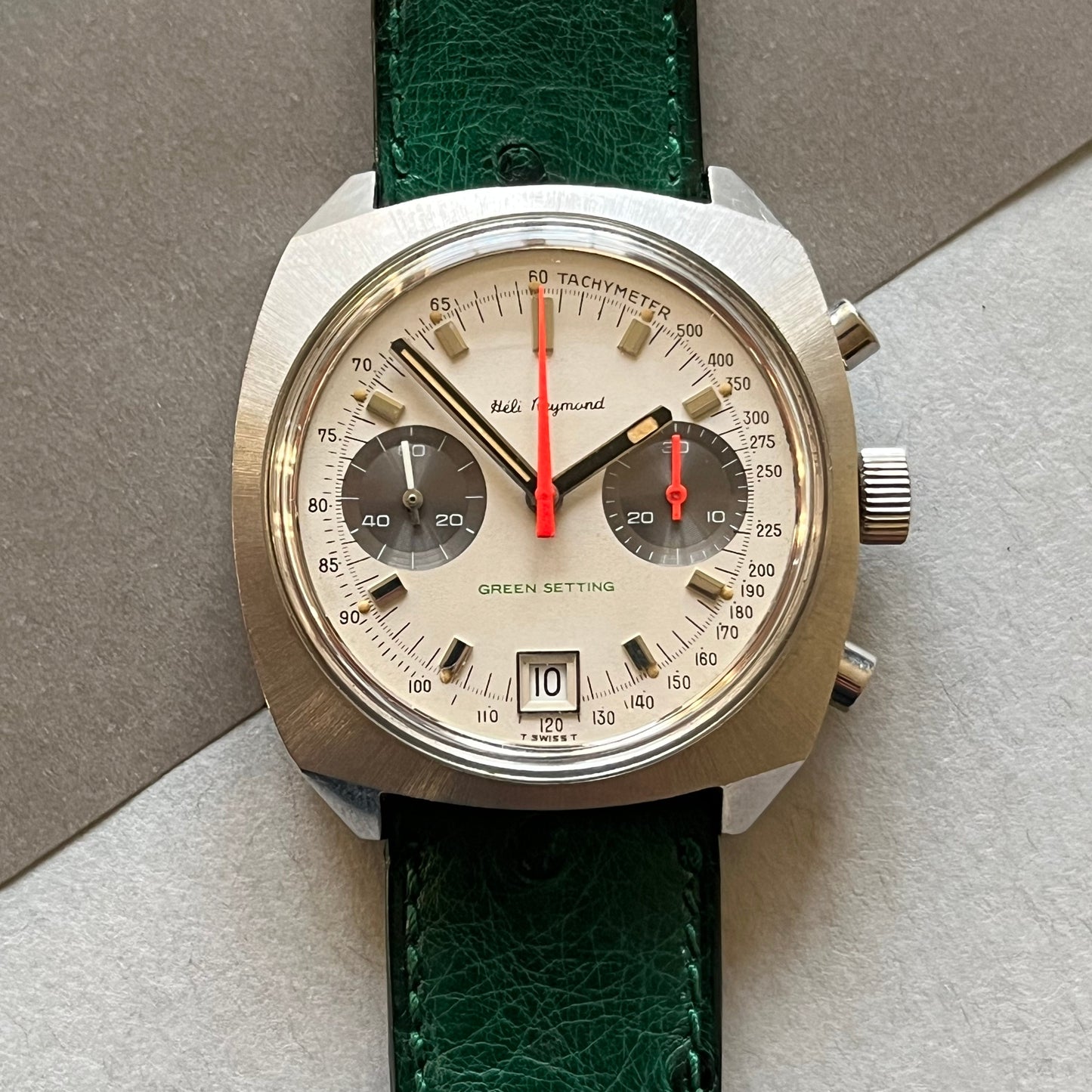 Heli Reymond Green Setting Chronograph