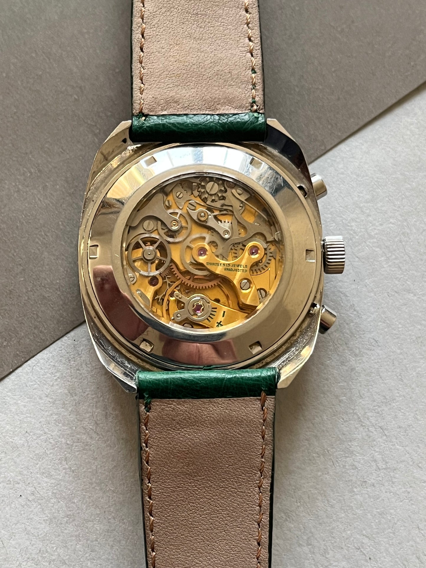 Heli Reymond Green Setting Chronograph