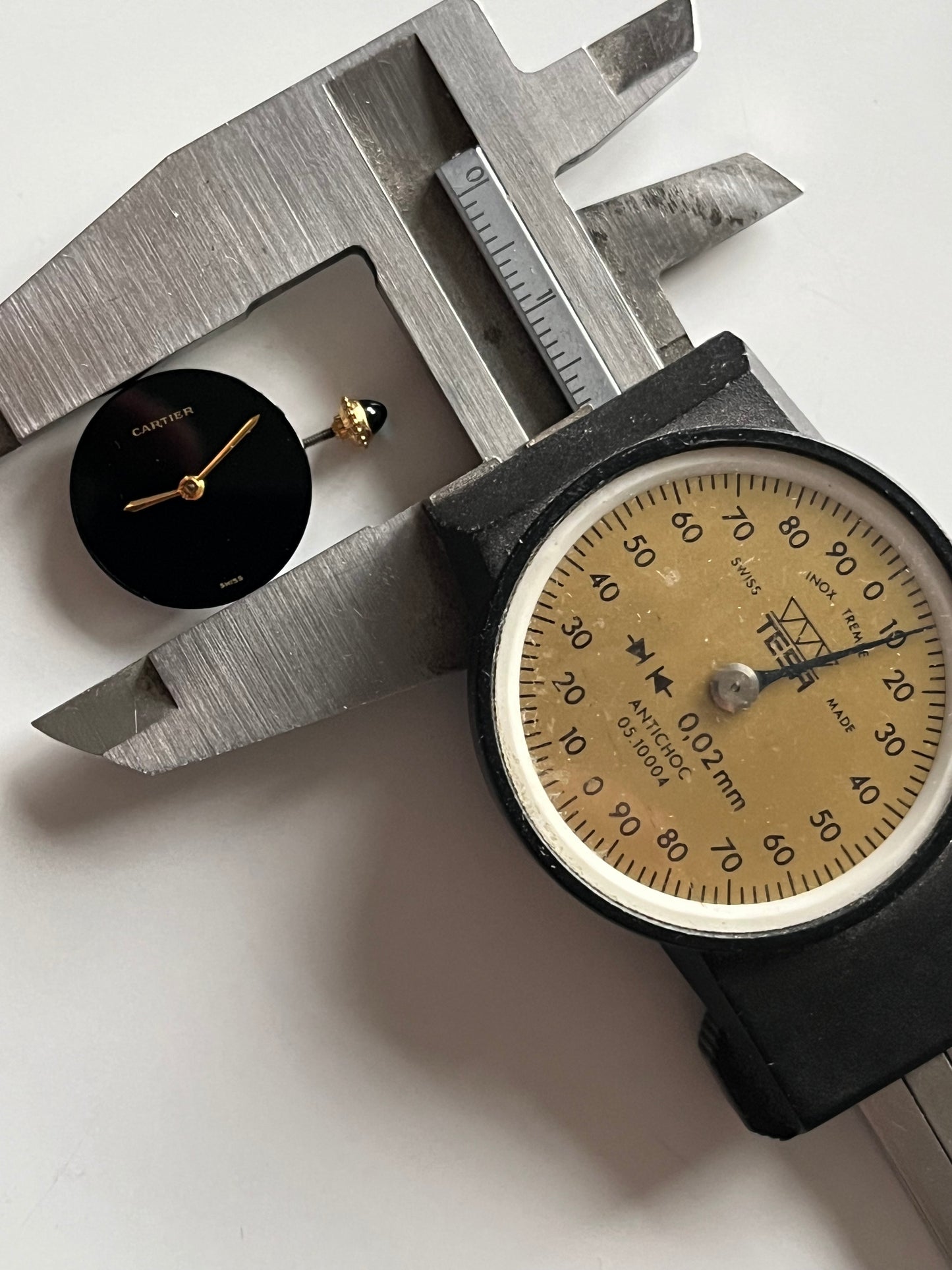 Cartier Cal 67X Onyx SWISS Dial ø 18mm