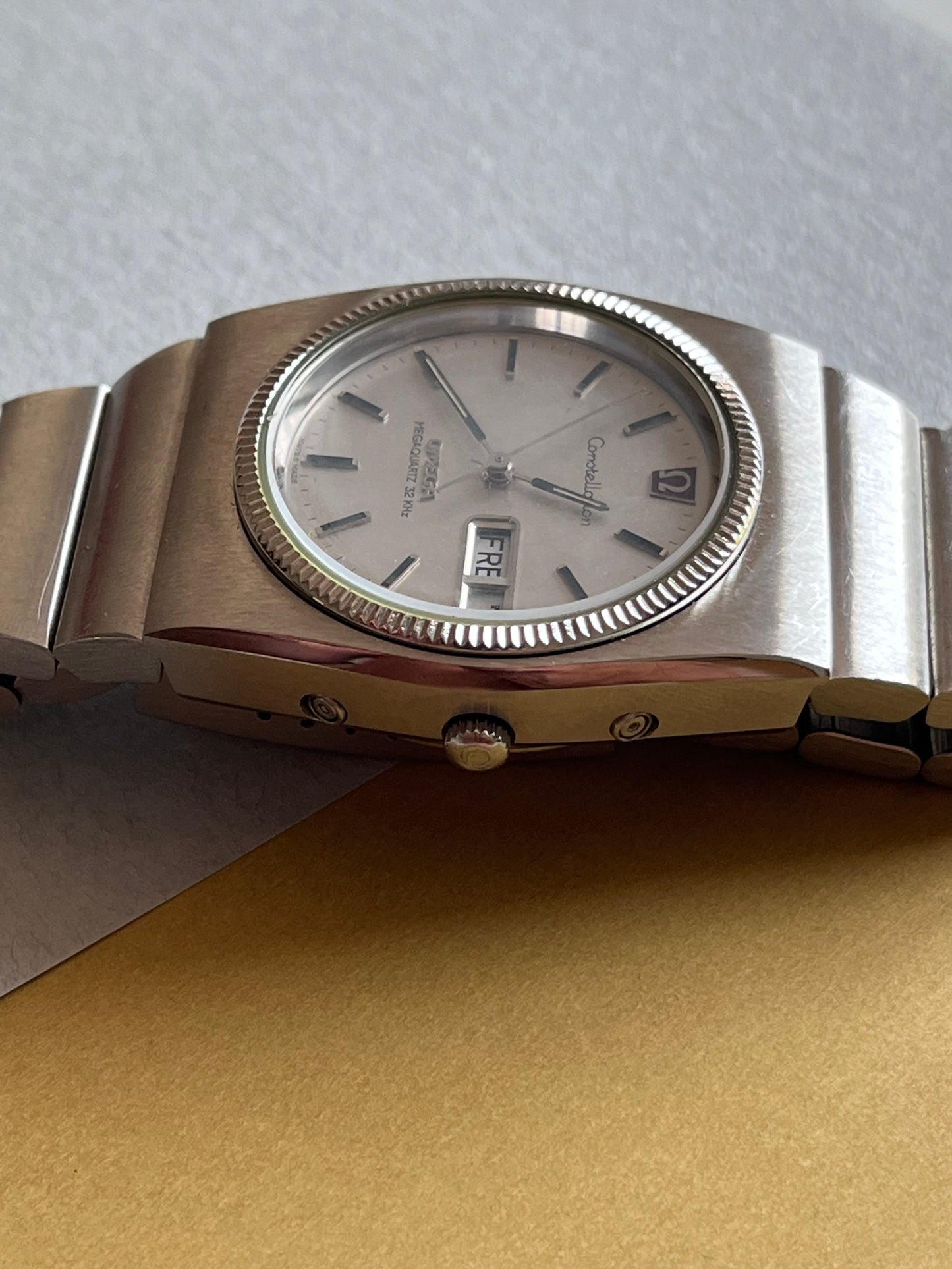 Omega Constellation Megaquartz 32 KHz
