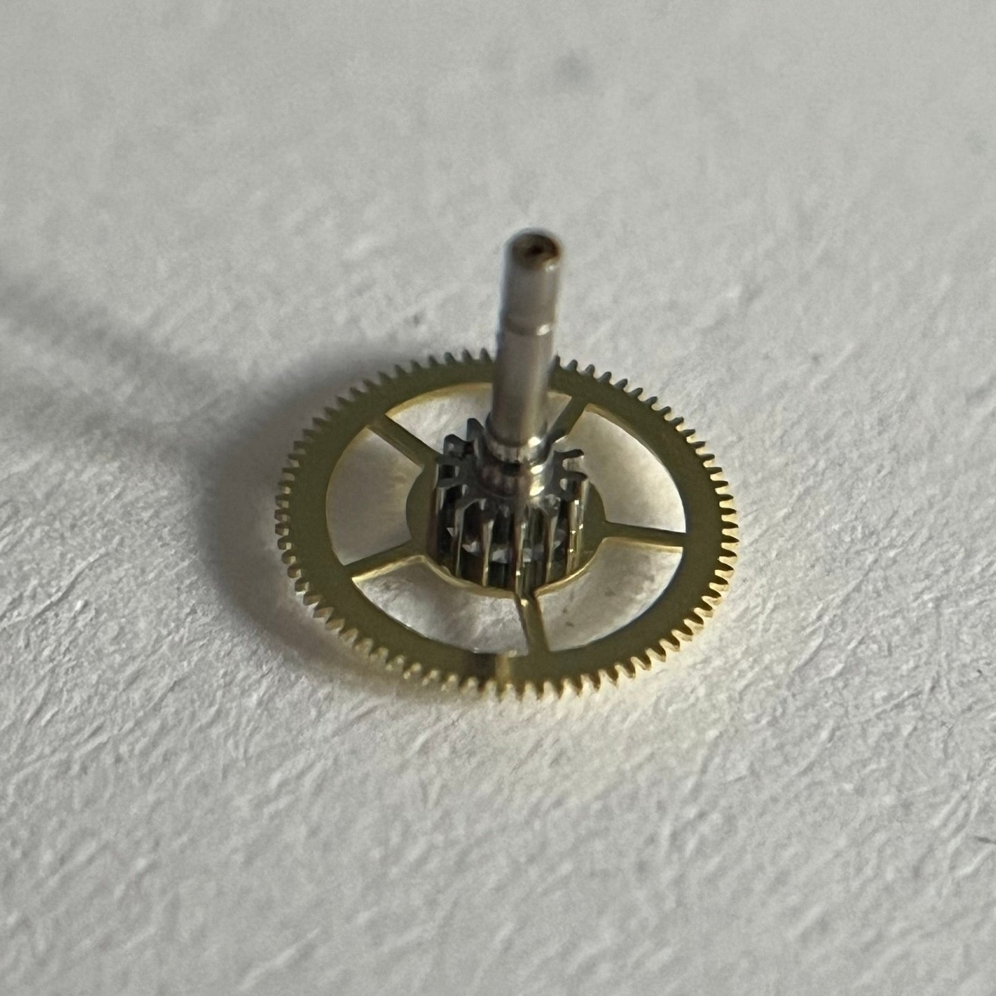 Omega 1040 - 1216 Center Wheel