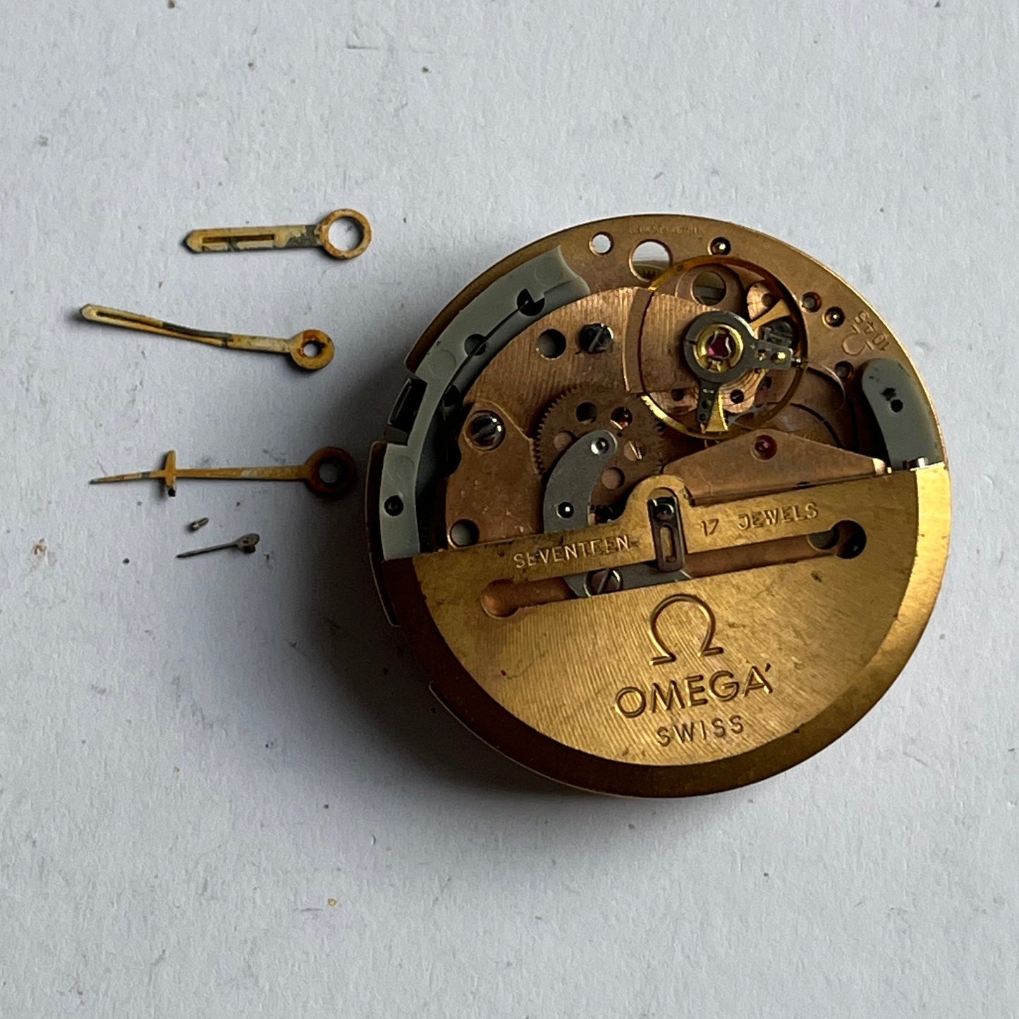 Omega 1045 Movement for parts