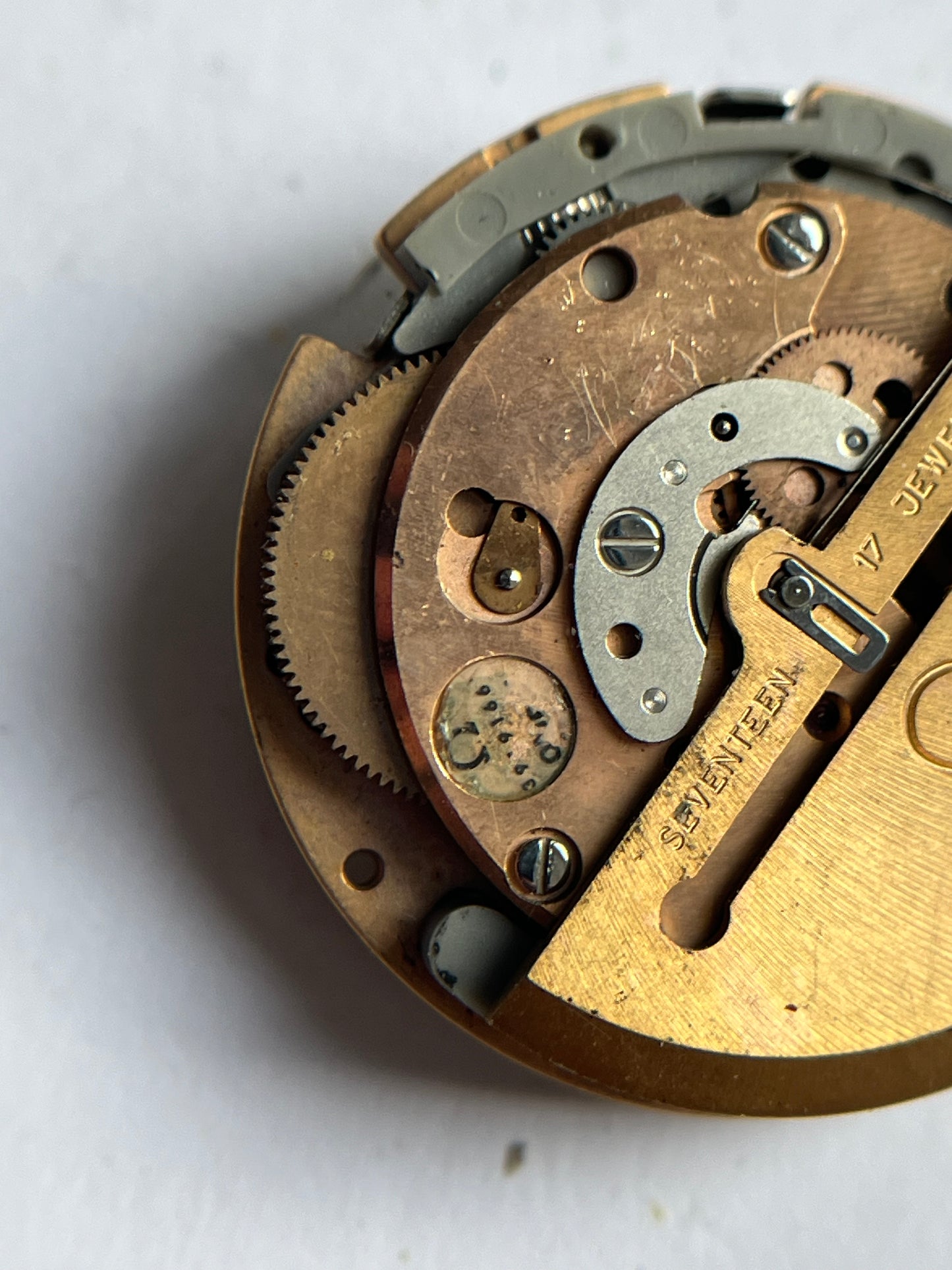Omega 1045 Movement for parts