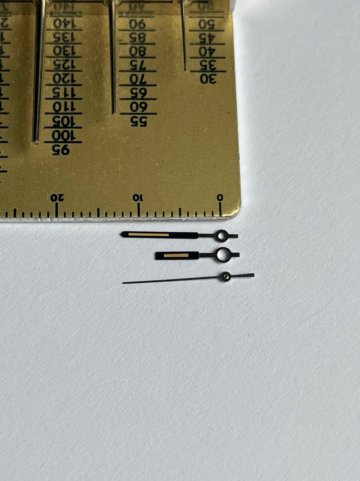 Omega f300Hz cal 1250 Hands NOS