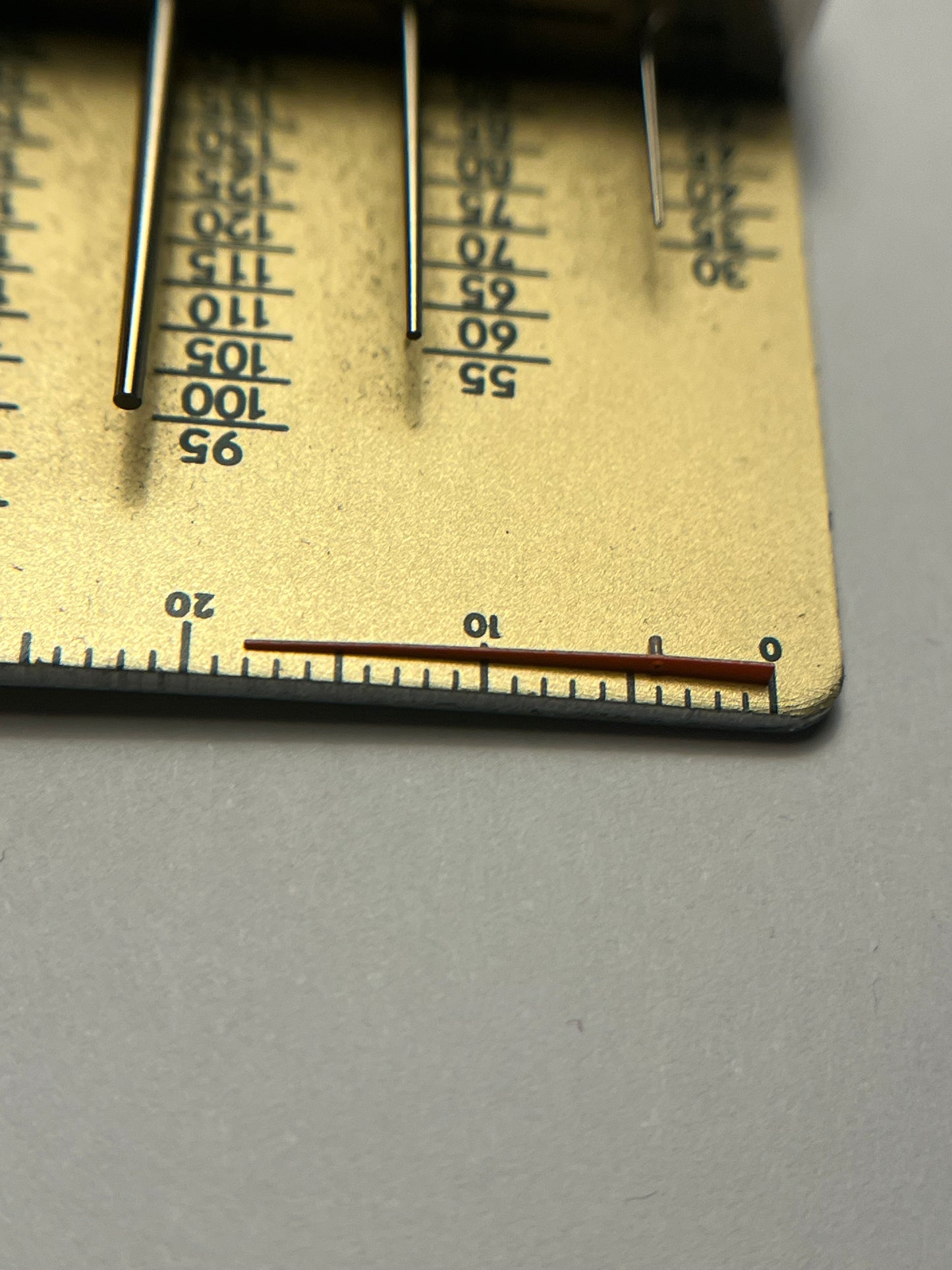 Omega 1040 - 1045  / Lemania 1340 -5100 Sweephand