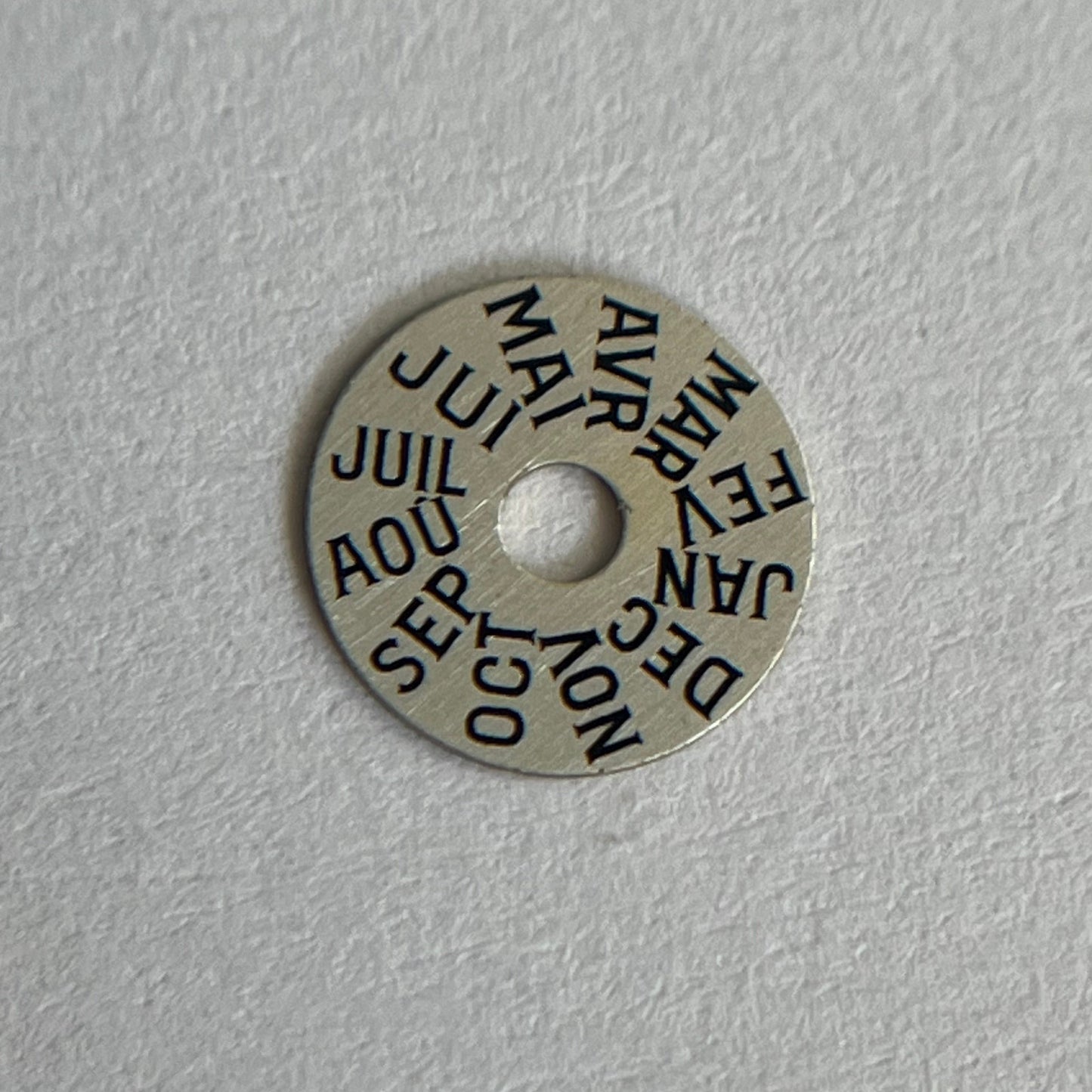 Universal Geneve 287 Month Disc French