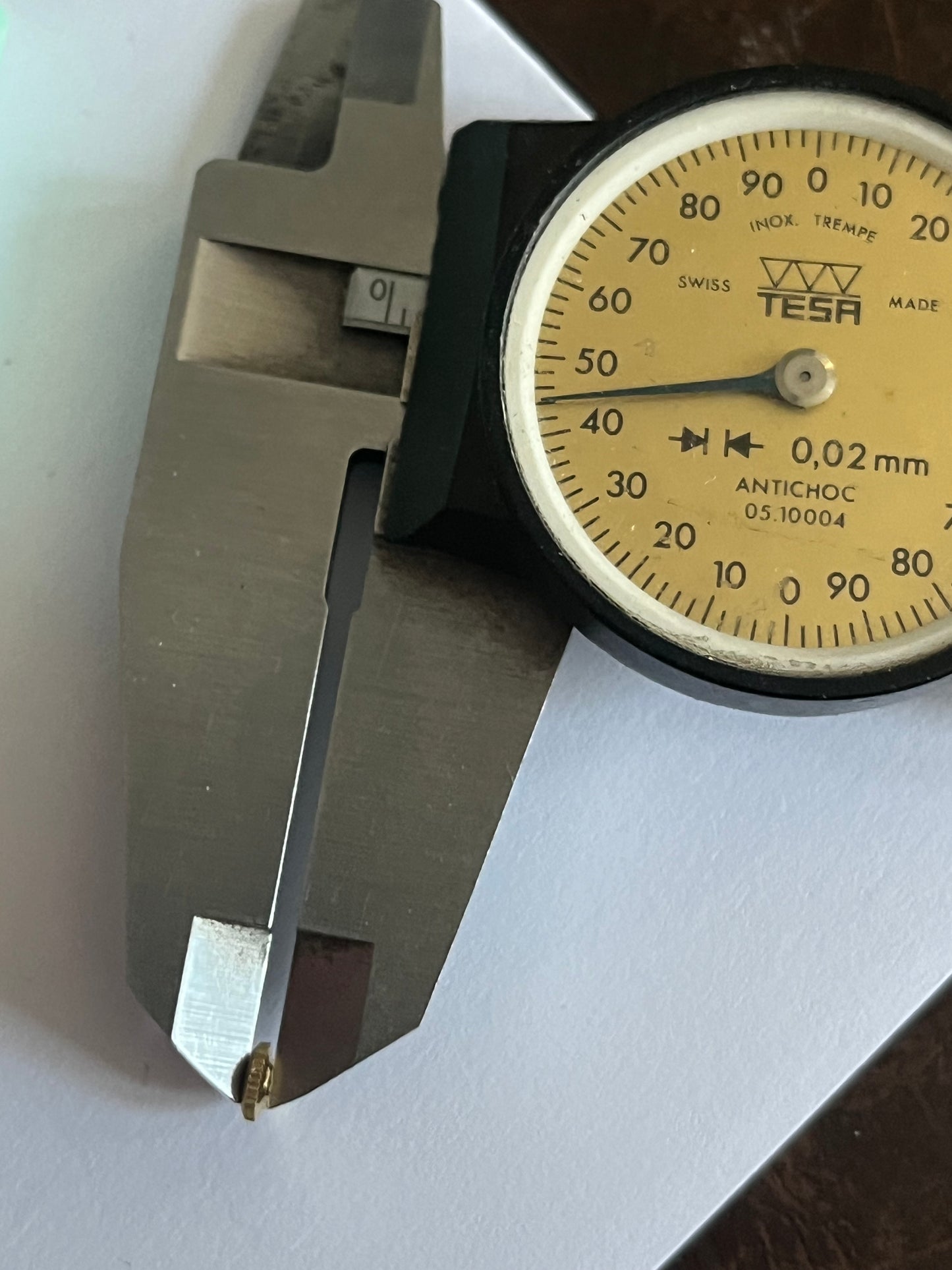 Universal Geneve Small Shield Crown ø 4.5mm Yellow Gold