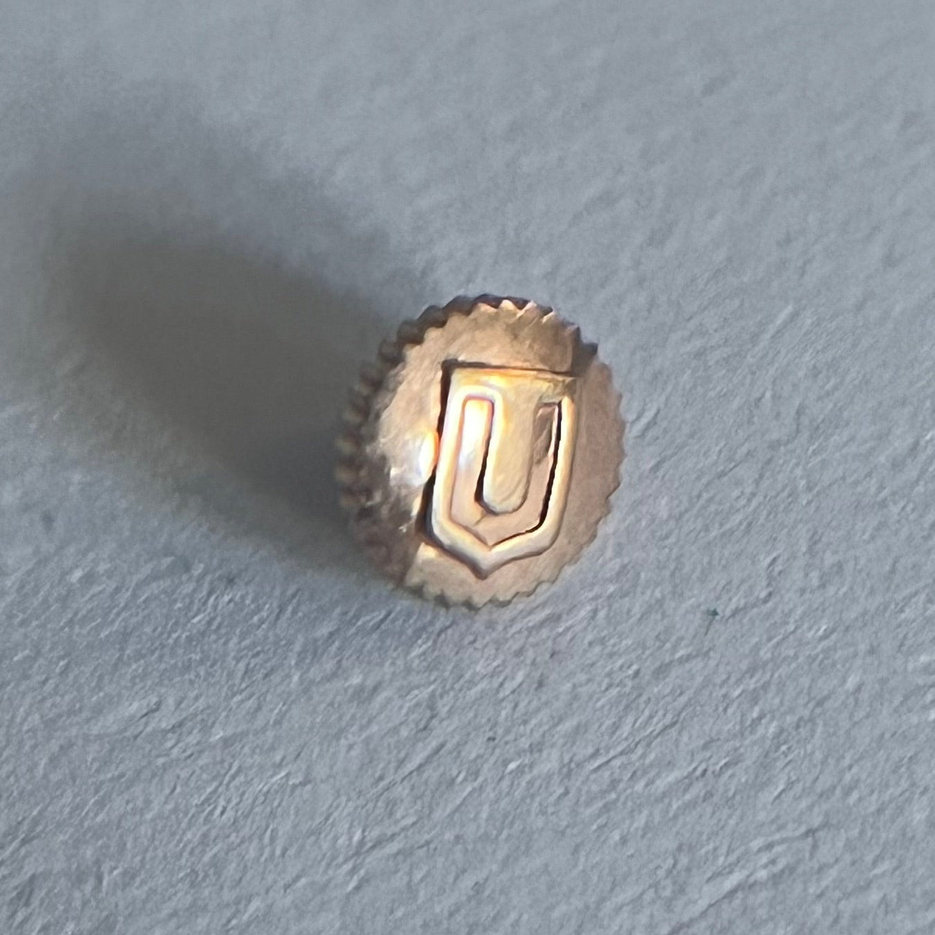 Universal Geneve Small Shield Crown ø 3mm Rose Gold