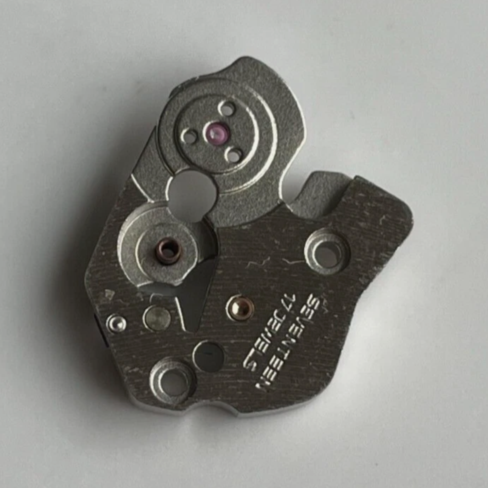 Lemania 1340 - 8500 Chronograph Bridge