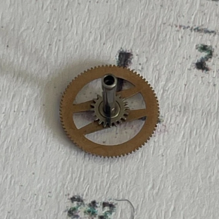 Omega 1045 (1218) Lemania 5100 (242) Cannon Pinion