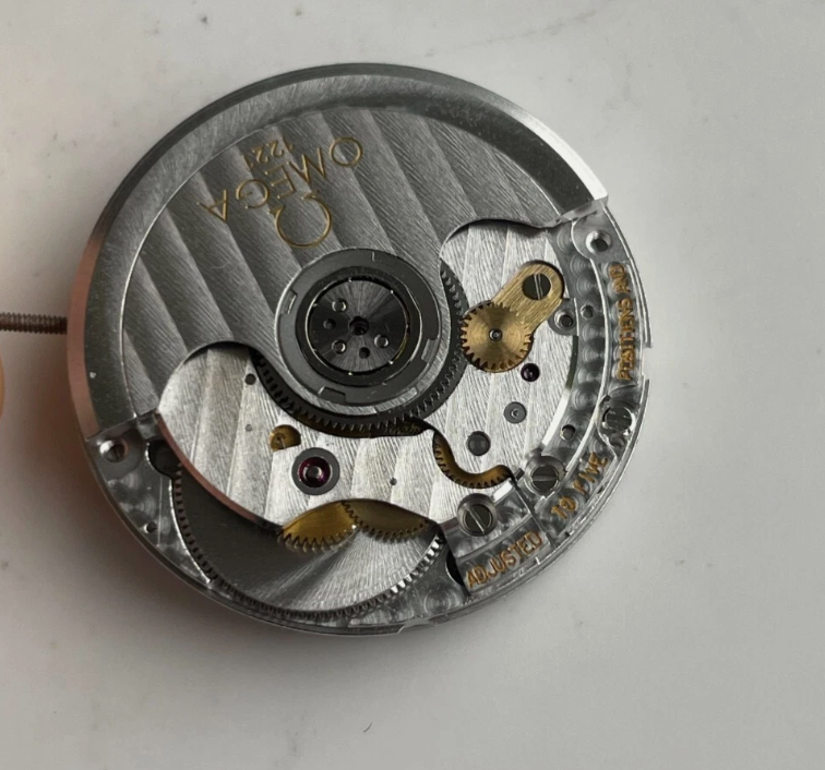 Omega 1221 Jumphour Movement