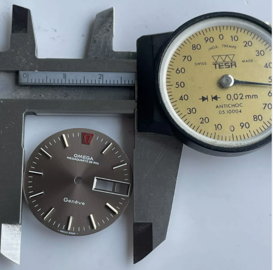 Omega Megaquartz 32KHz Constellation Dial