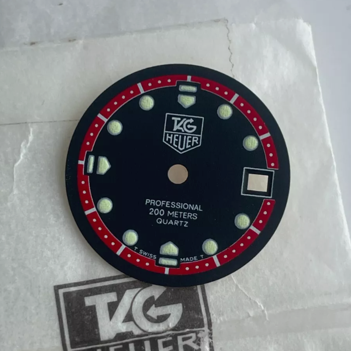 TAG Heuer Professional 200 Meters Quartz "Formula 1" Dial