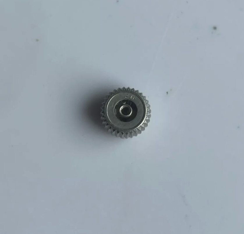 NOS Universal Geneve Shield Crown ø 6mm