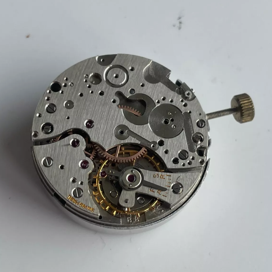 NOS Valjoux 88 Movement Base incl. Balance